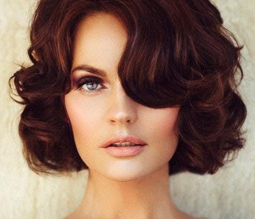 10 Cute Easy Short HairStyles for a Quick Makeover